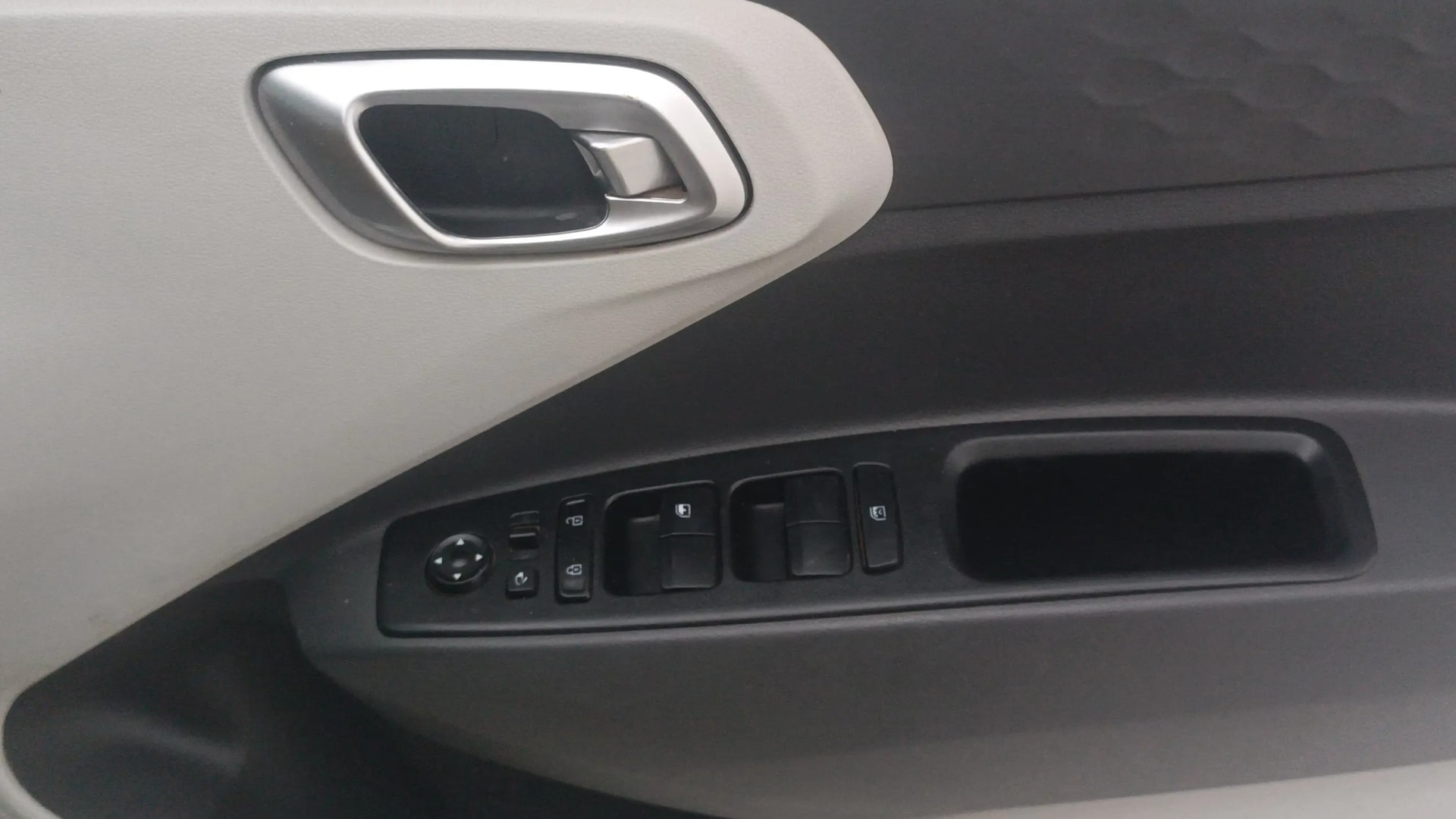 View 2021 Hyundai Grand i10 Nios Sportz Petrol Image 33 Used 2021 Hyundai Grand i10 Nios Sportz Petrol Image 33