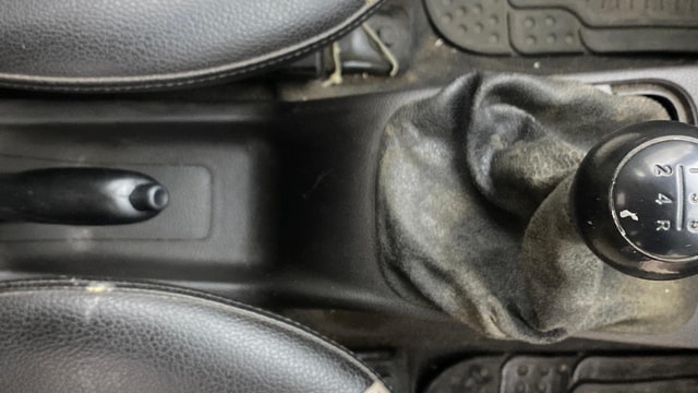 View Hyundai EON Image 37 Used Hyundai EON Image 37