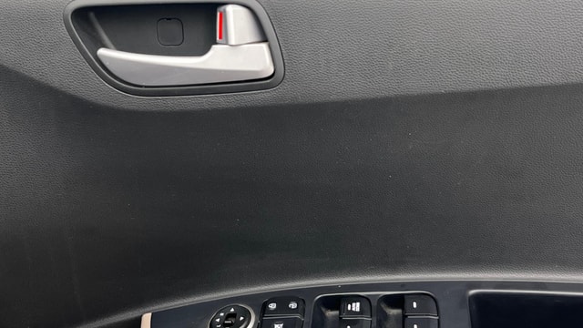 View Hyundai Grand i10 Image 32 Used Hyundai Grand i10 Image 32