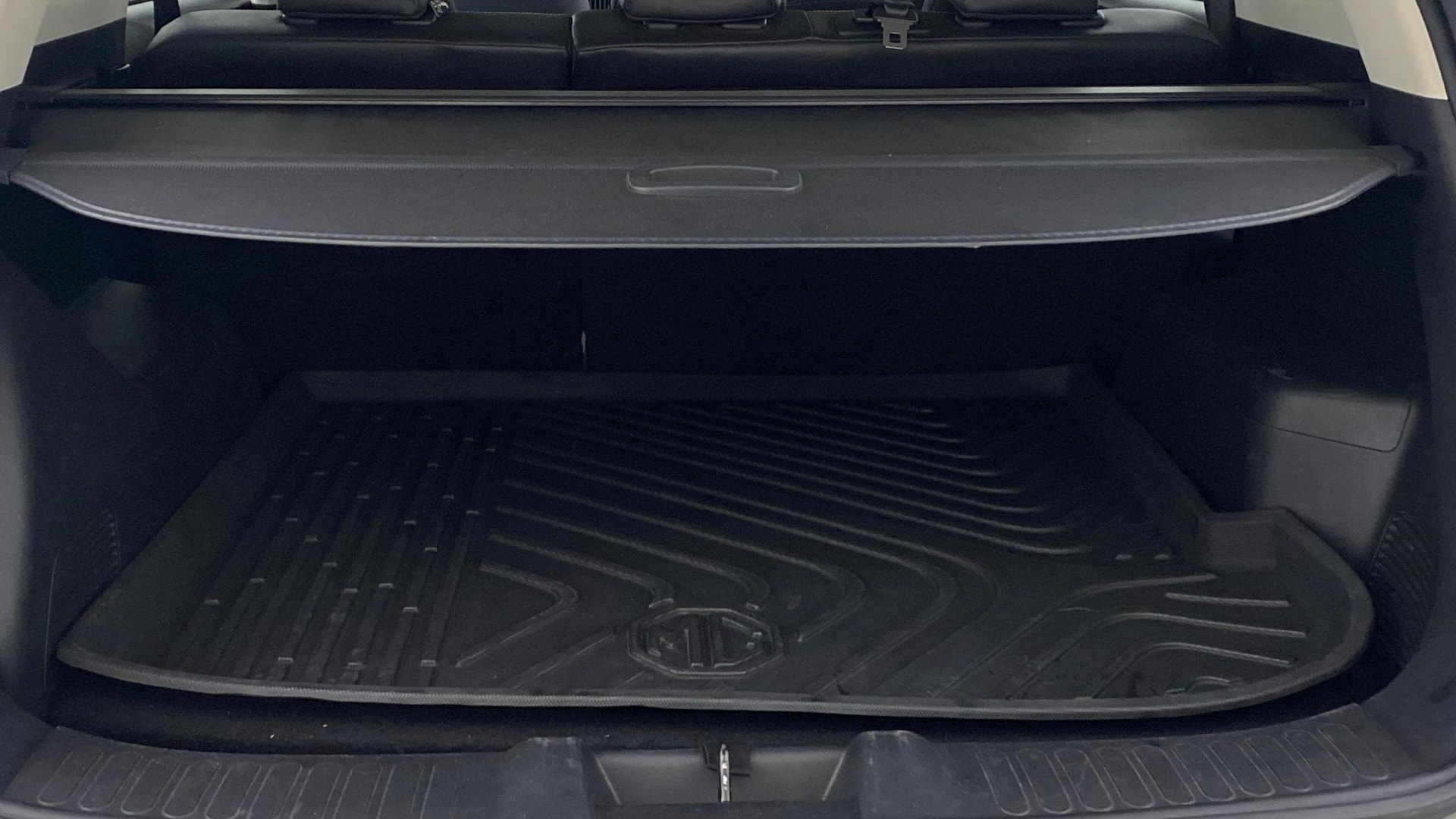 View 2020 MG Hector Sharp Petrol BS IV Image 11 Used 2020 MG Hector Sharp Petrol BS IV Image 11
