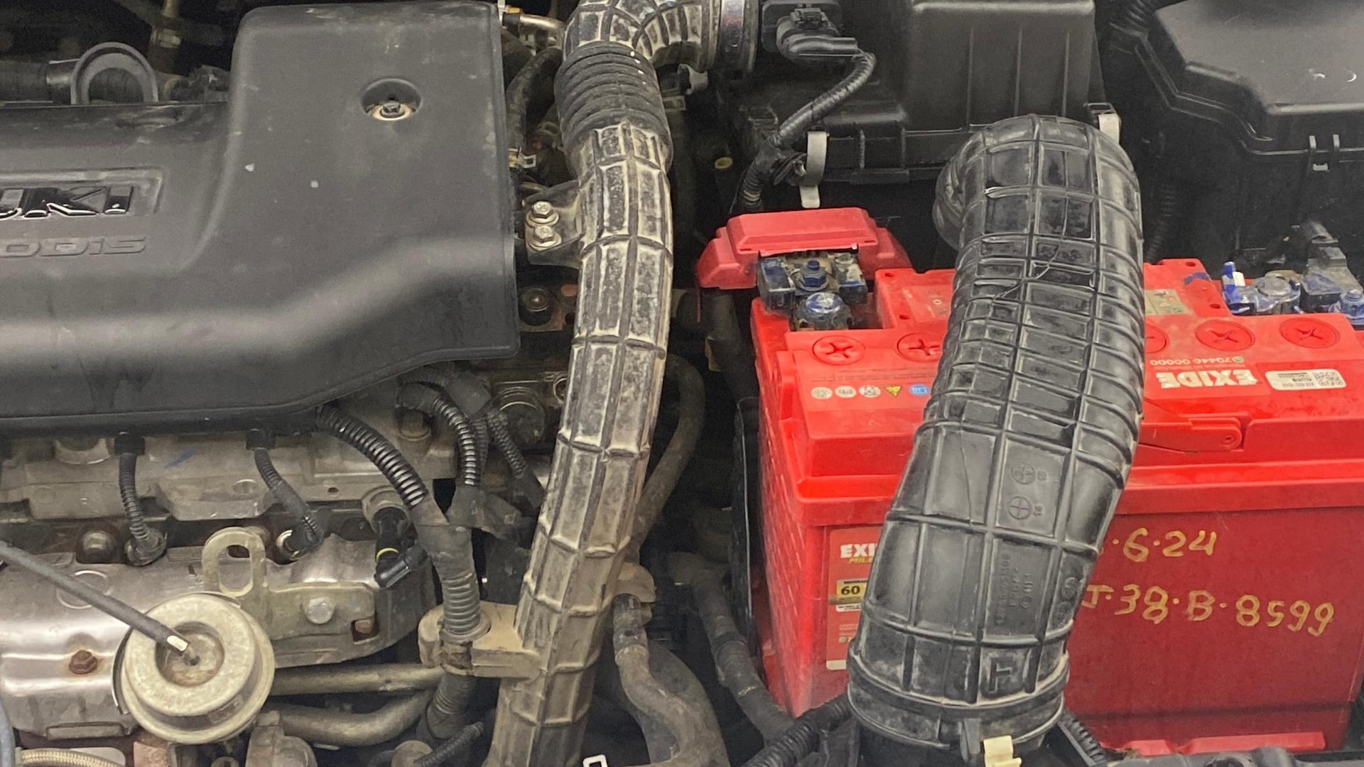 View 2018 Maruti Suzuki 1000 Base Variant Image 30 Used 2018 Maruti Suzuki 1000 Base Variant Image 30