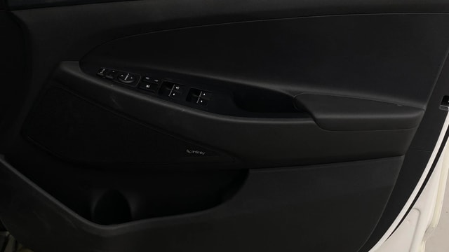View Hyundai Tucson Image 34 Used Hyundai Tucson Image 34