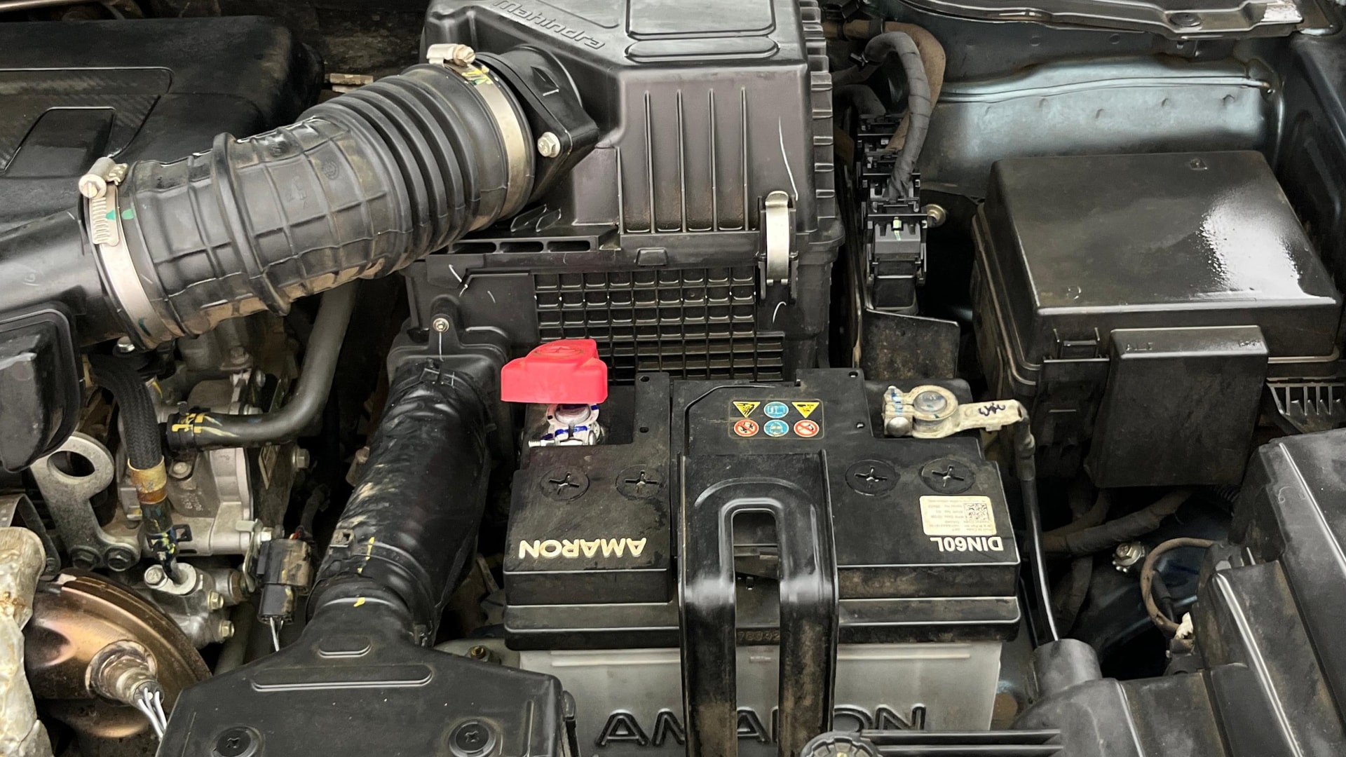 Used 2021 Mahindra XUV300 Used 2021 Mahindra XUV300