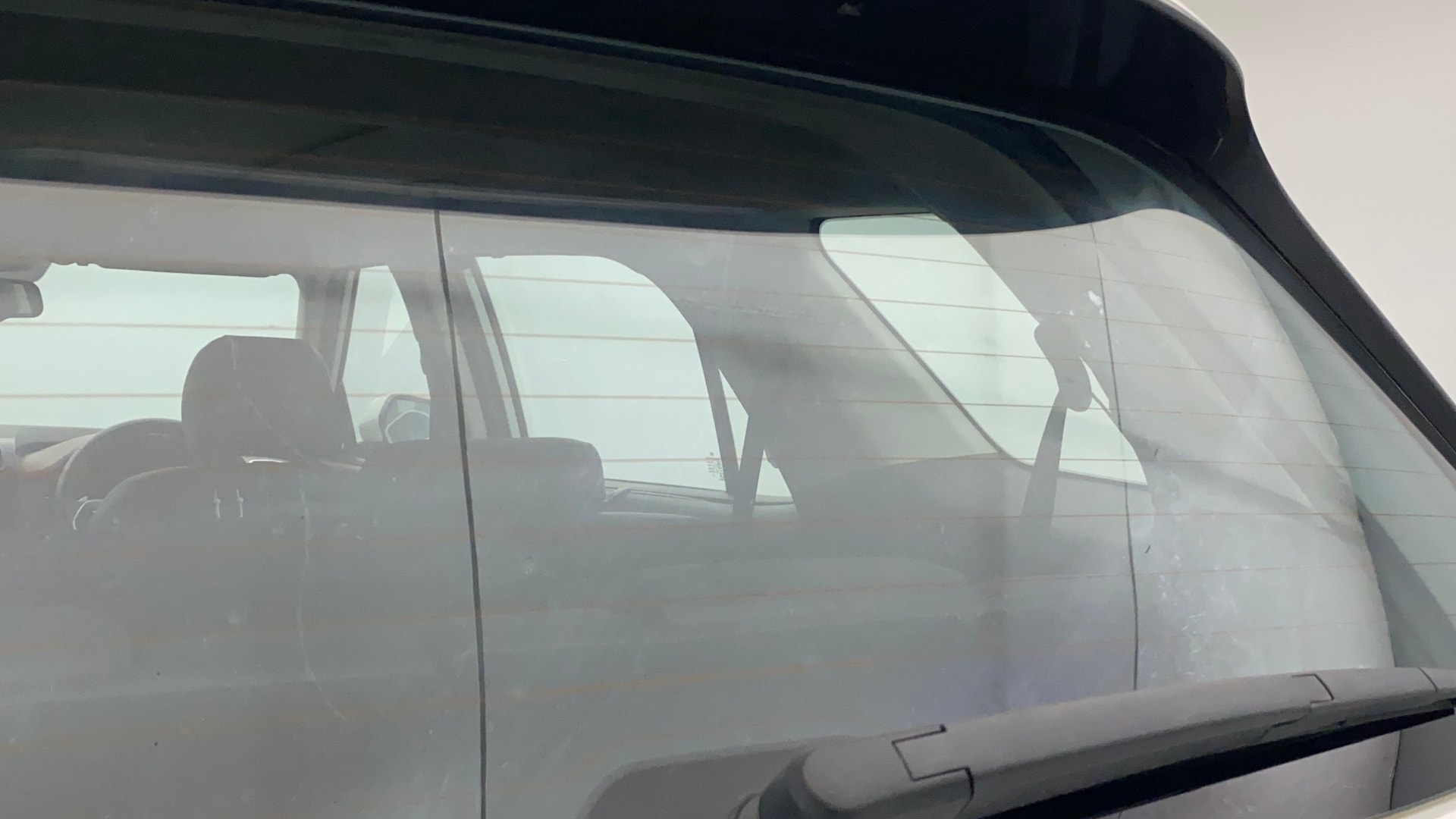 View 2022 Hyundai Alcazar Prestige 6 Seater MT Petrol Image 25 Used 2022 Hyundai Alcazar Prestige 6 Seater MT Petrol Image 25