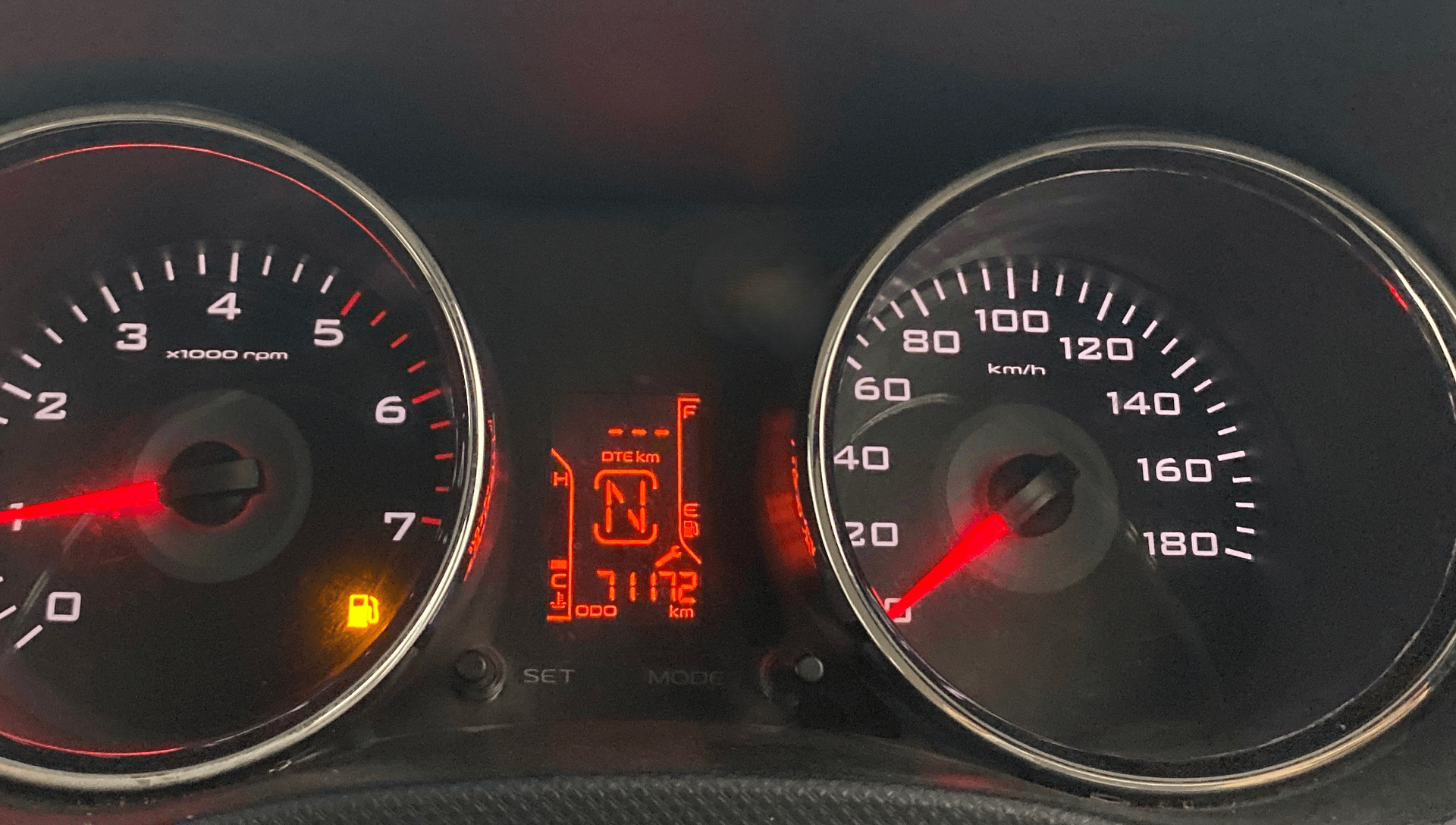 Used 2018 Mahindra TUV300 Used 2018 Mahindra TUV300
