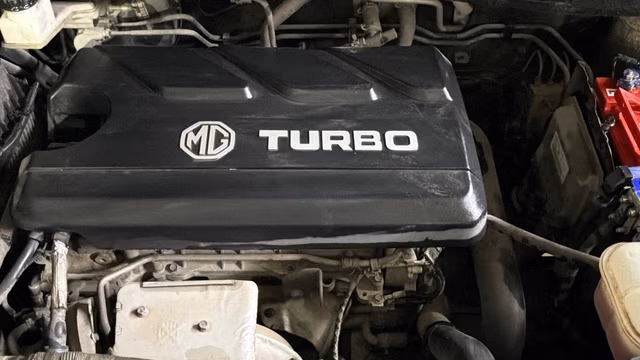 View MG Hector Image 43 Used MG Hector Image 43