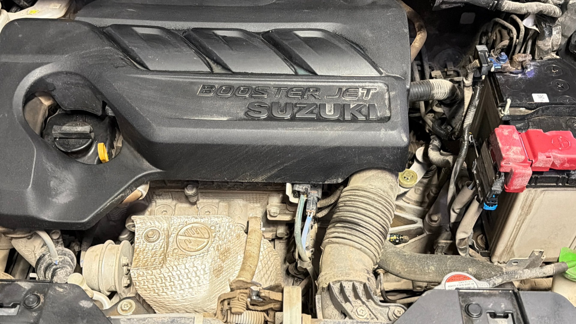View 2024 Maruti Suzuki 1000 Base Variant Image 42 Used 2024 Maruti Suzuki 1000 Base Variant Image 42