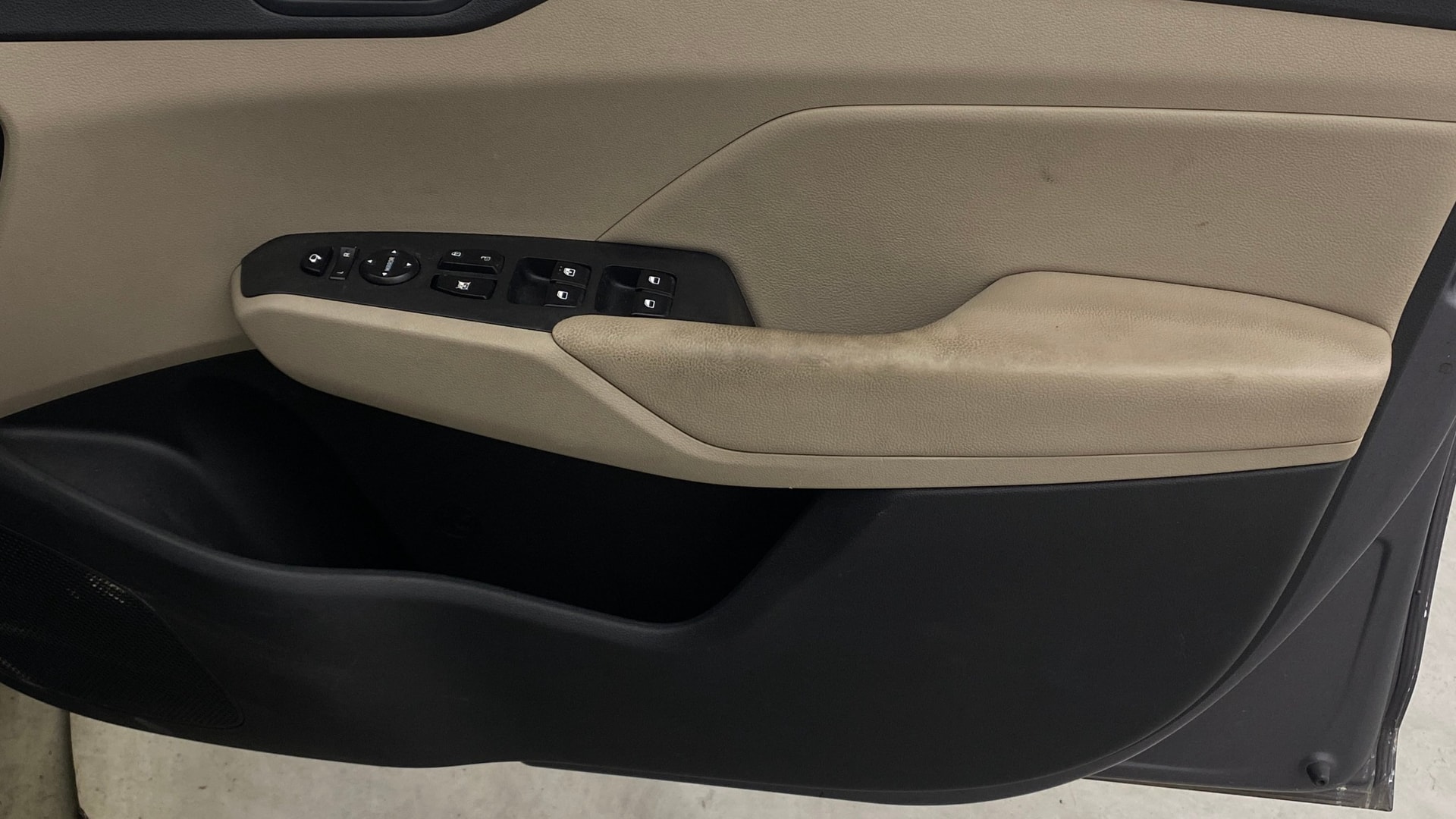 View 2019 Hyundai Verna 1.4 VTVT E Image 35 Used 2019 Hyundai Verna 1.4 VTVT E Image 35