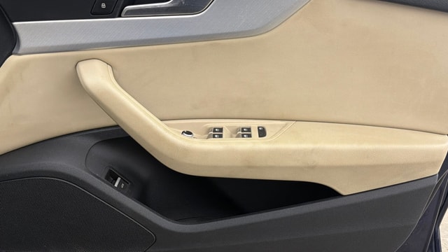 View Audi A4 Image 35 Used Audi A4 Image 35