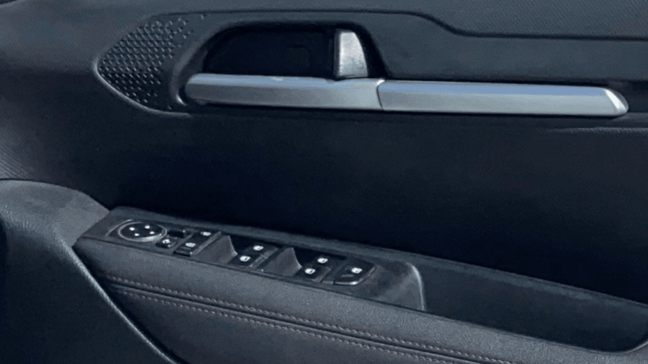View 2022 Kia Sonet GTX Plus AT Diesel Image 35 Used 2022 Kia Sonet GTX Plus AT Diesel Image 35