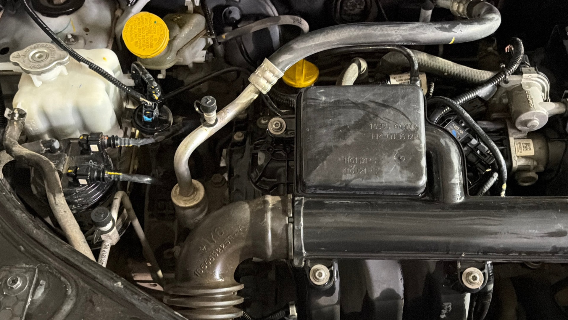 View 2022 Nissan Magnite XV Image 3 Used 2022 Nissan Magnite XV Image 3
