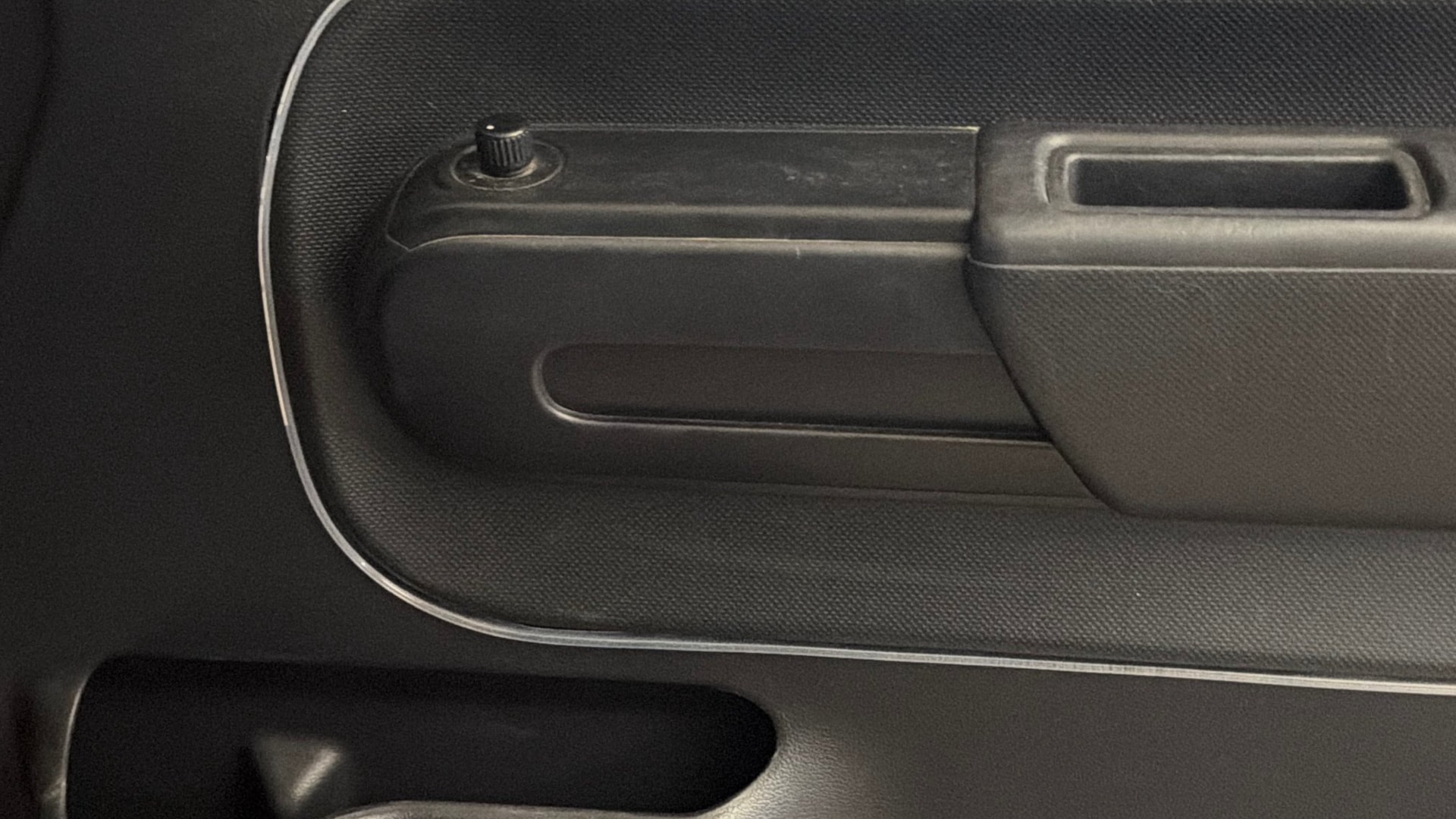 View 2021 Mahindra Thar AX Standard Manual Soft Top 6 Seater Image 35 Used 2021 Mahindra Thar AX Standard Manual Soft Top 6 Seater Image 35
