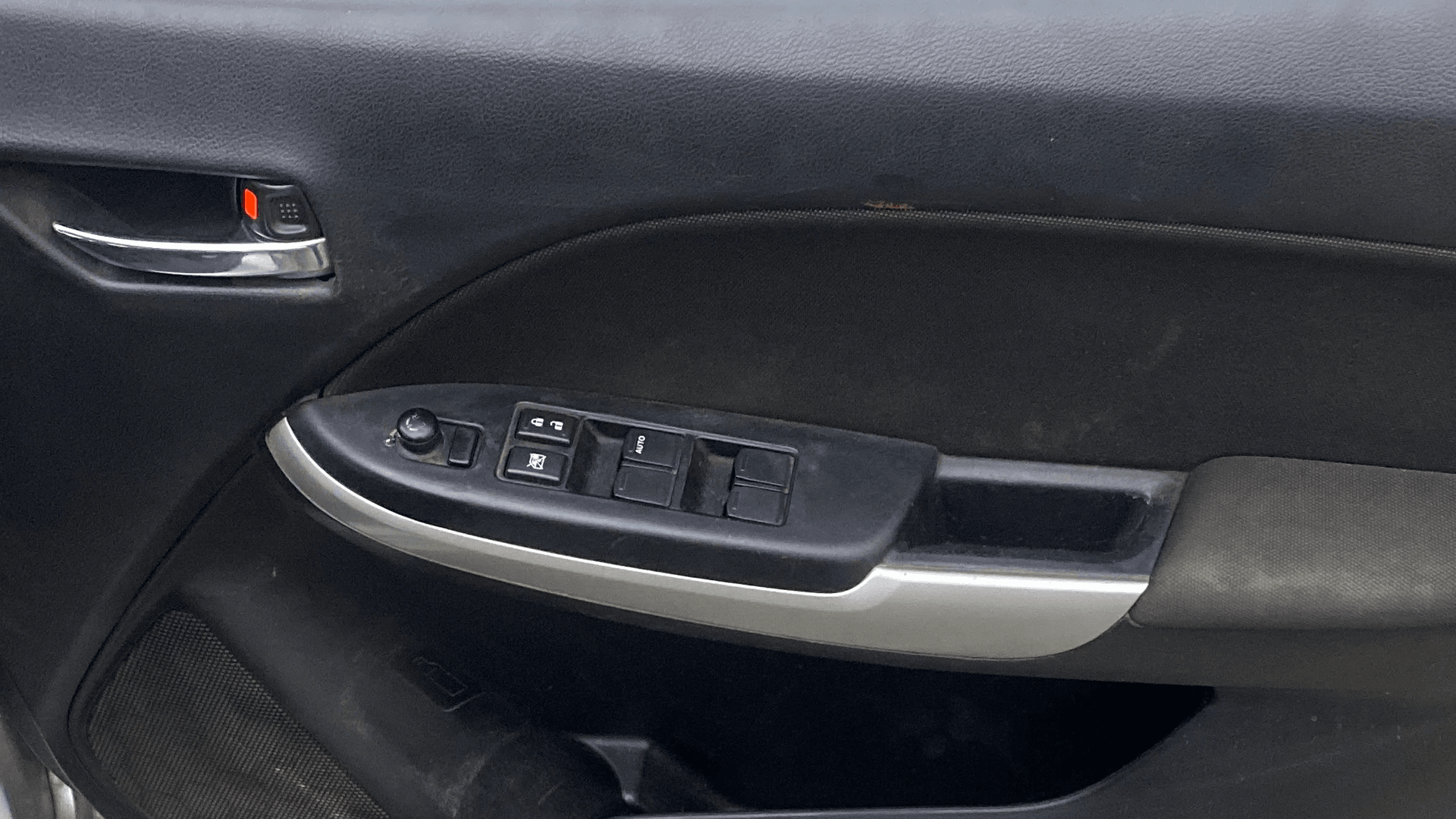 View 2018 Maruti Suzuki 1000 Base Variant Image 37 Used 2018 Maruti Suzuki 1000 Base Variant Image 37