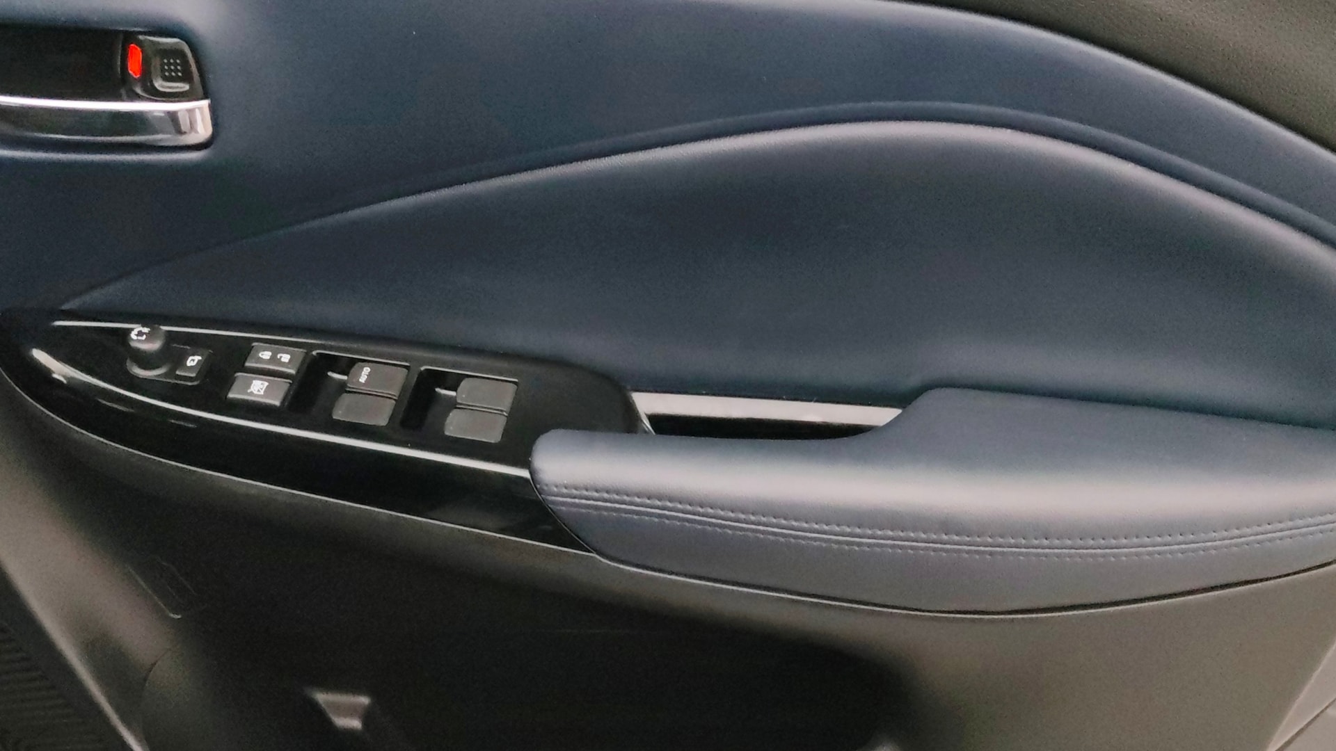 View 2025 Maruti Suzuki 1000 Base Variant Image 34 Used 2025 Maruti Suzuki 1000 Base Variant Image 34