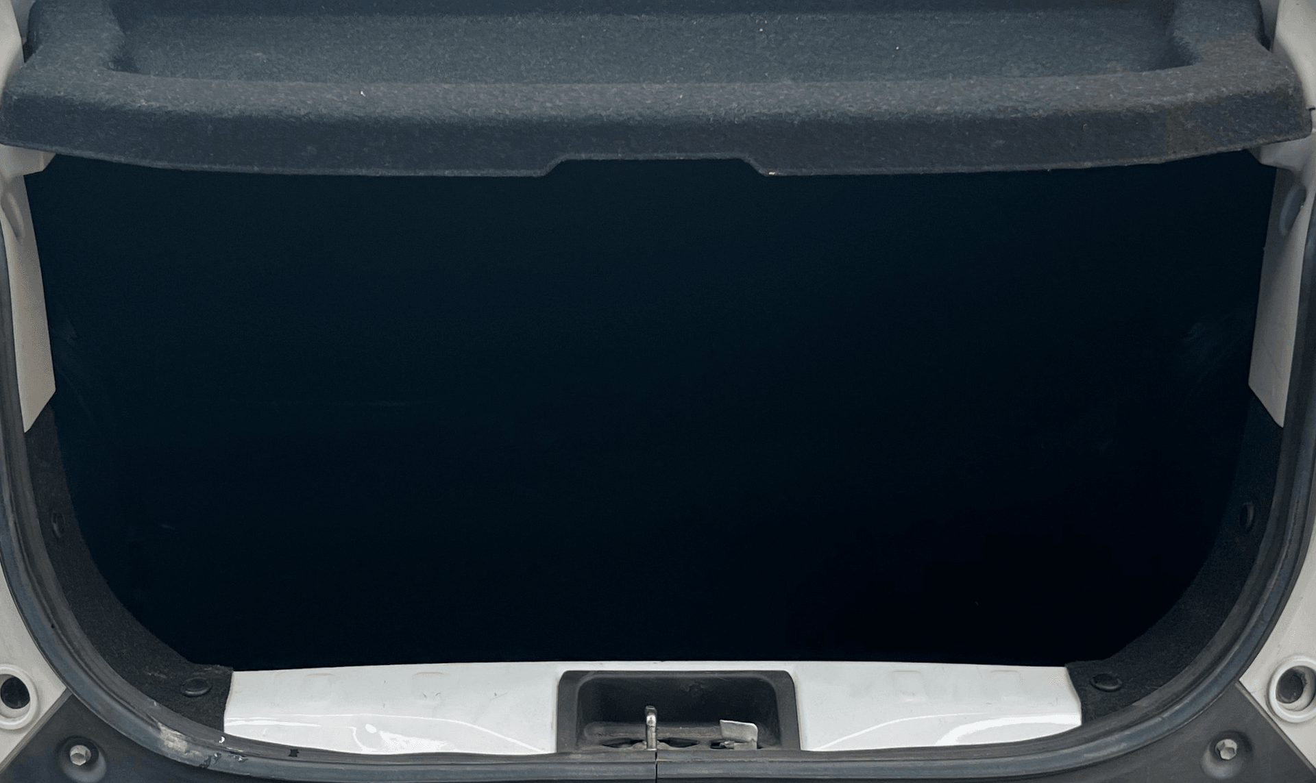 View 2021 Maruti Suzuki 1000 Base Variant Image 6 Used 2021 Maruti Suzuki 1000 Base Variant Image 6