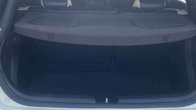 View Hyundai i20 Active Image 6 Used Hyundai i20 Active Image 6