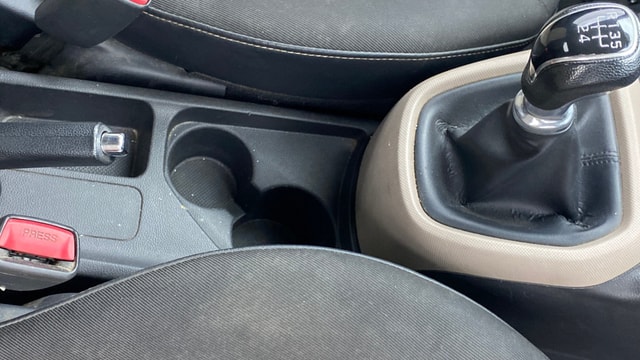 View Hyundai Grand i10 Image 37 Used Hyundai Grand i10 Image 37
