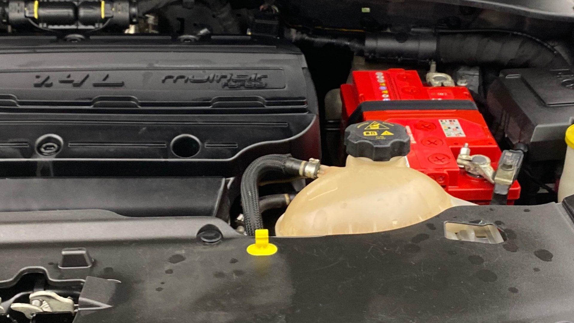 View 2021 Jeep Compass Limited (O)1.4 Multi AIR Petrol DDCT AT BS IV Image 14 Used 2021 Jeep Compass Limited (O)1.4 Multi AIR Petrol DDCT AT BS IV Image 14