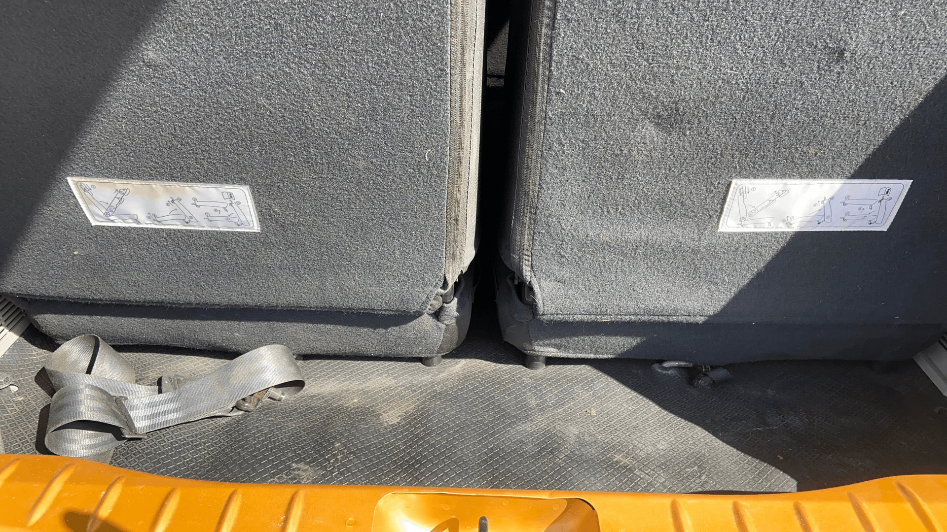 View 2021 Renault Triber RXE Image 10 Used 2021 Renault Triber RXE Image 10
