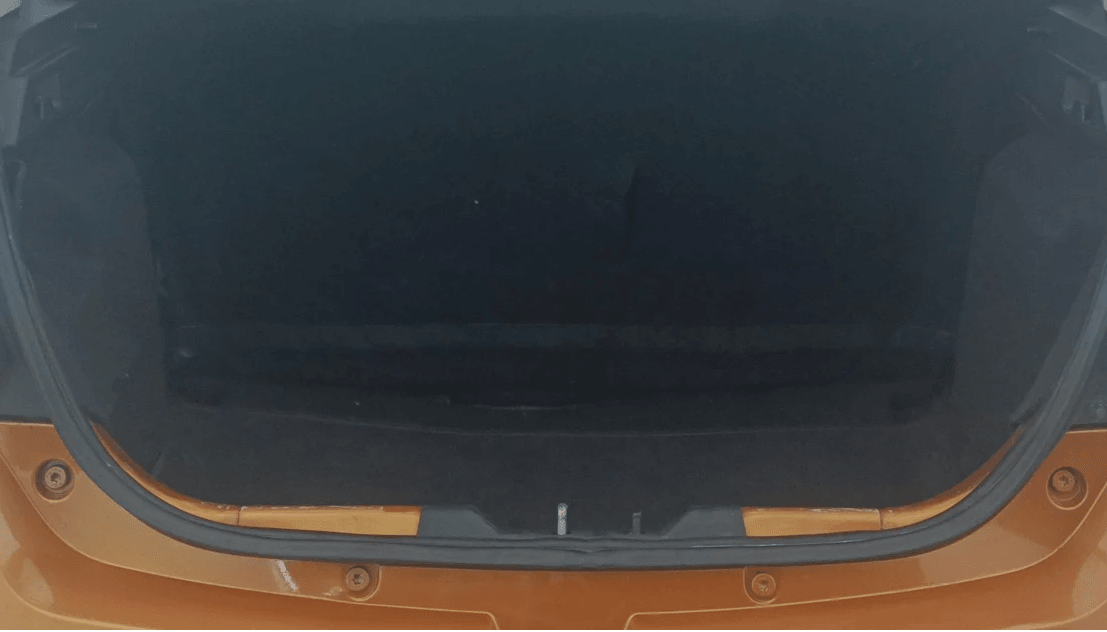 View 2018 Tata Tiago Revotorq XB Image 6 Used 2018 Tata Tiago Revotorq XB Image 6