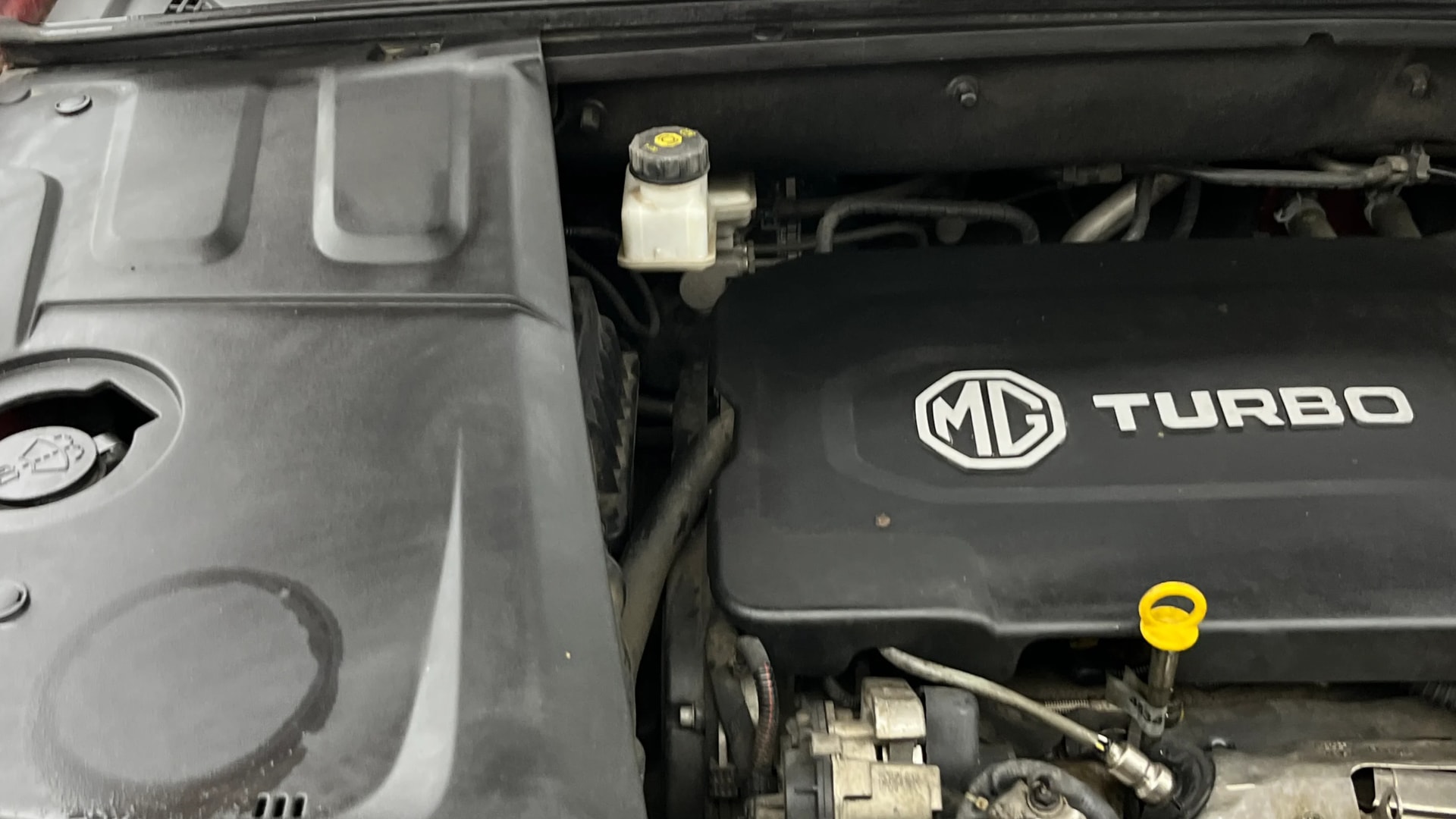View 2021 MG Hector Sharp Diesel Dual Tone Image 26 Used 2021 MG Hector Sharp Diesel Dual Tone Image 26