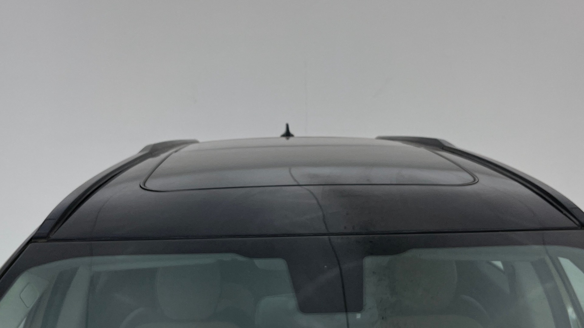View 2022 Tata Safari 4X2 Image 36 Used 2022 Tata Safari 4X2 Image 36
