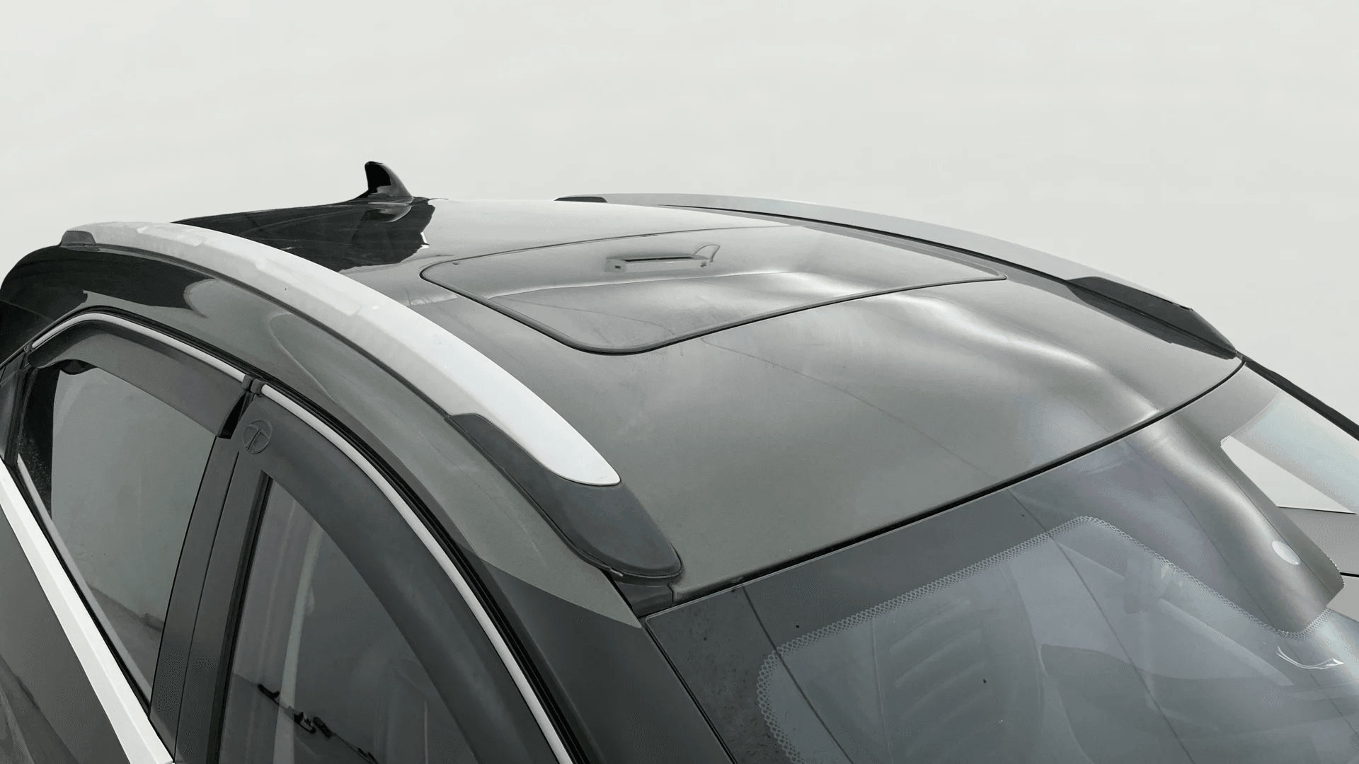 View 2022 Tata Nexon Revotron XE Image 35 Used 2022 Tata Nexon Revotron XE Image 35