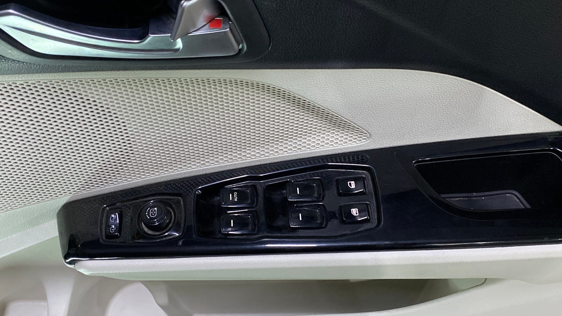 Used 2024 Mahindra XUV 3XO Used 2024 Mahindra XUV 3XO