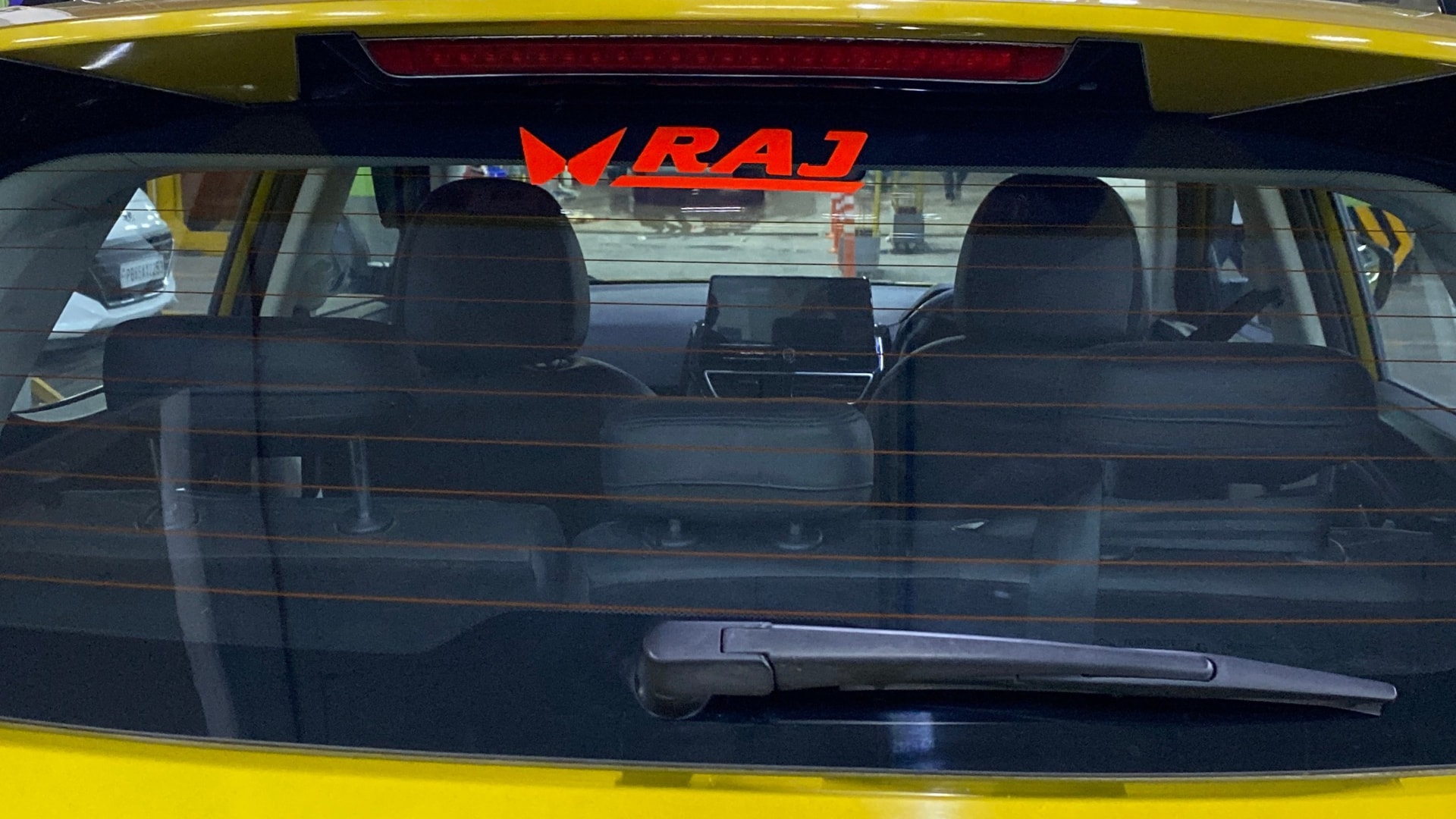 Used 2024 Mahindra XUV 3XO Used 2024 Mahindra XUV 3XO