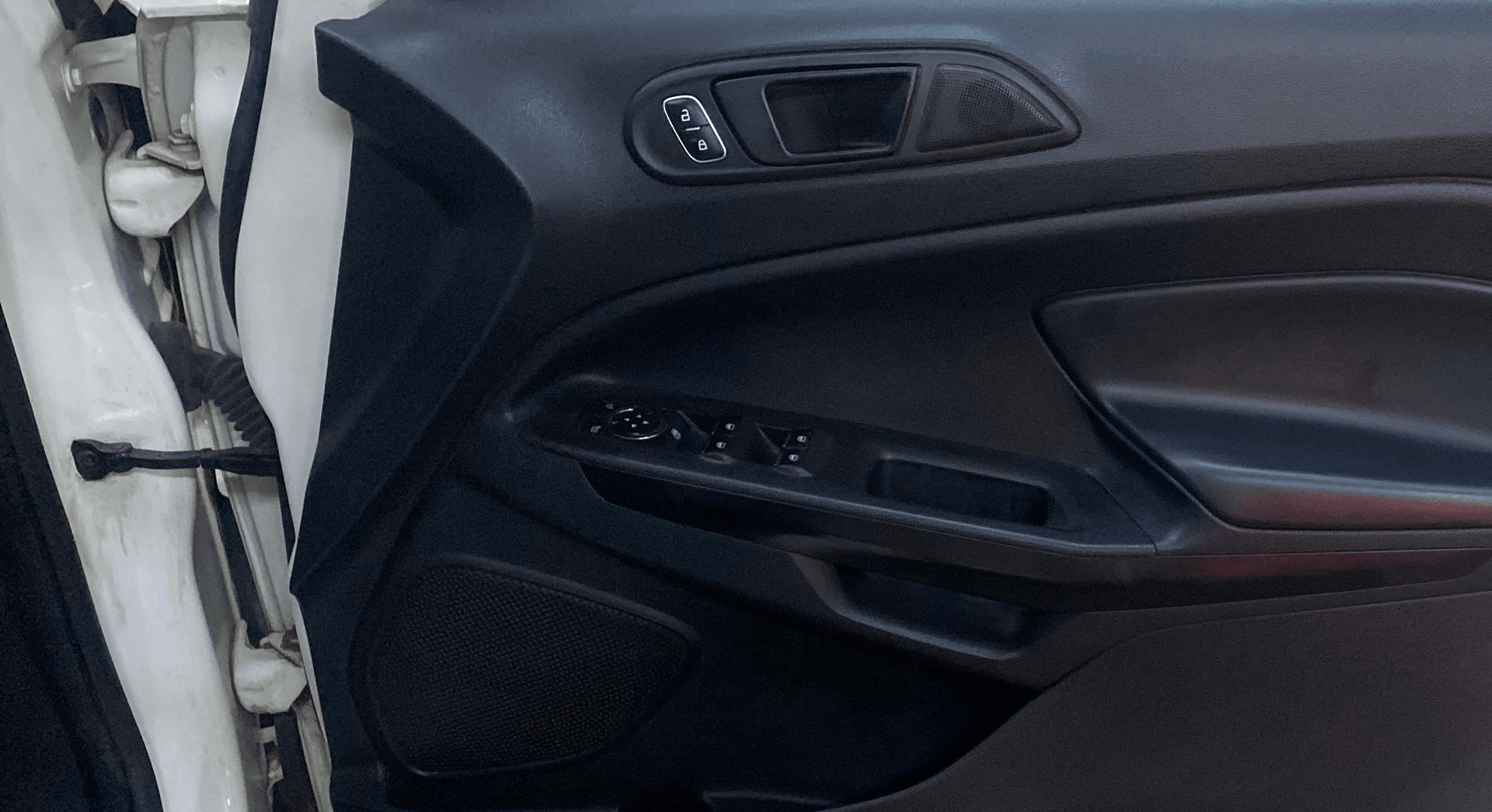 View 2020 Ford EcoSport 1.5 TDCi Diesel Ambiente BS IV Image 32 Used 2020 Ford EcoSport 1.5 TDCi Diesel Ambiente BS IV Image 32