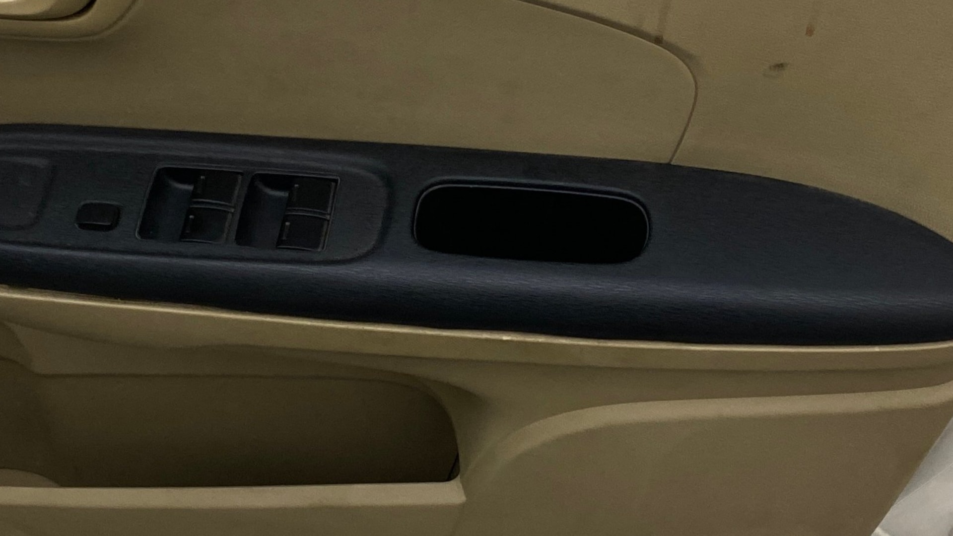 View 2015 Honda Amaze E MT Petrol BS IV Image 33 Used 2015 Honda Amaze E MT Petrol BS IV Image 33