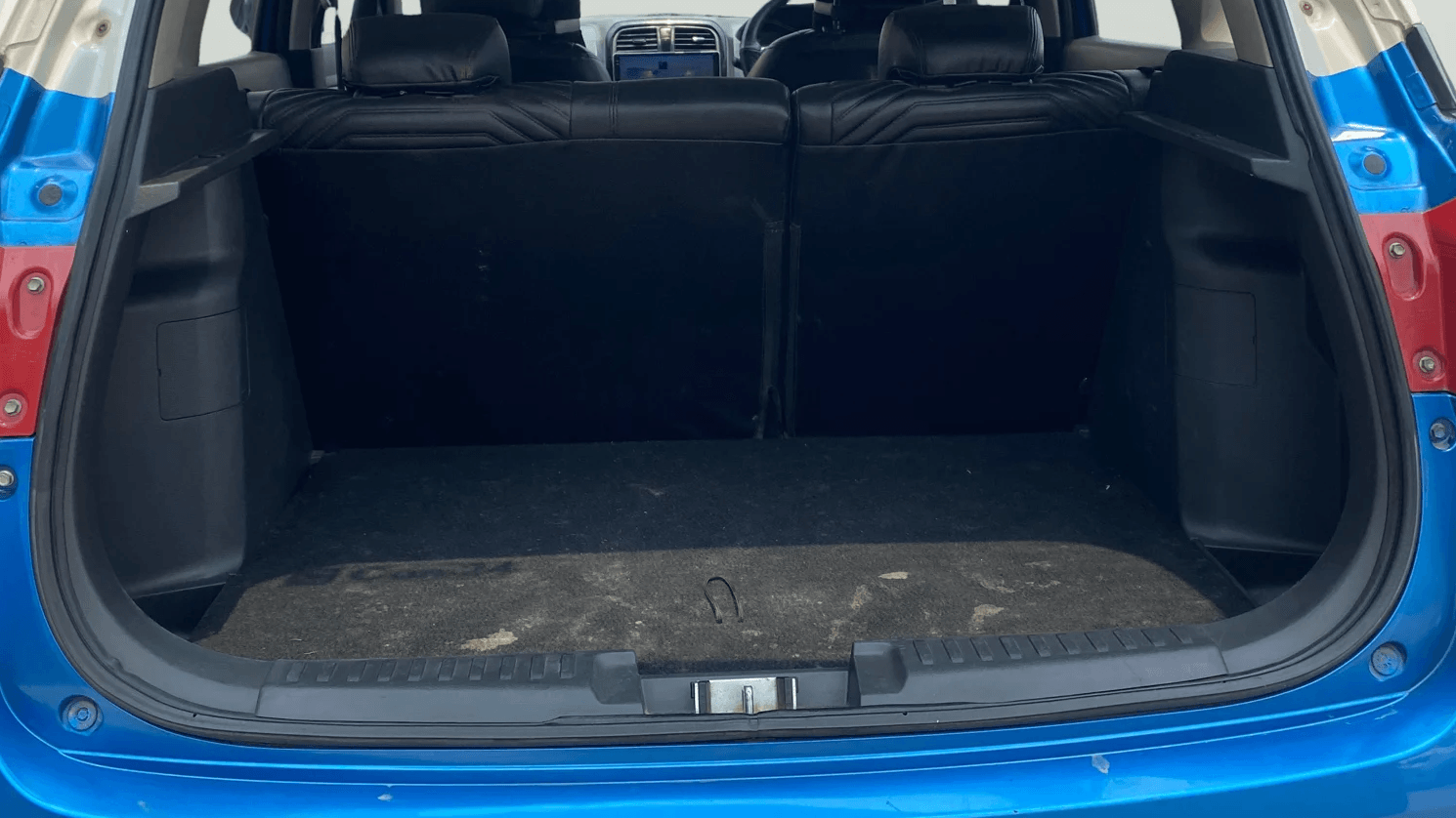 View 2017 Maruti Suzuki 1000 Base Variant Image 11 Used 2017 Maruti Suzuki 1000 Base Variant Image 11