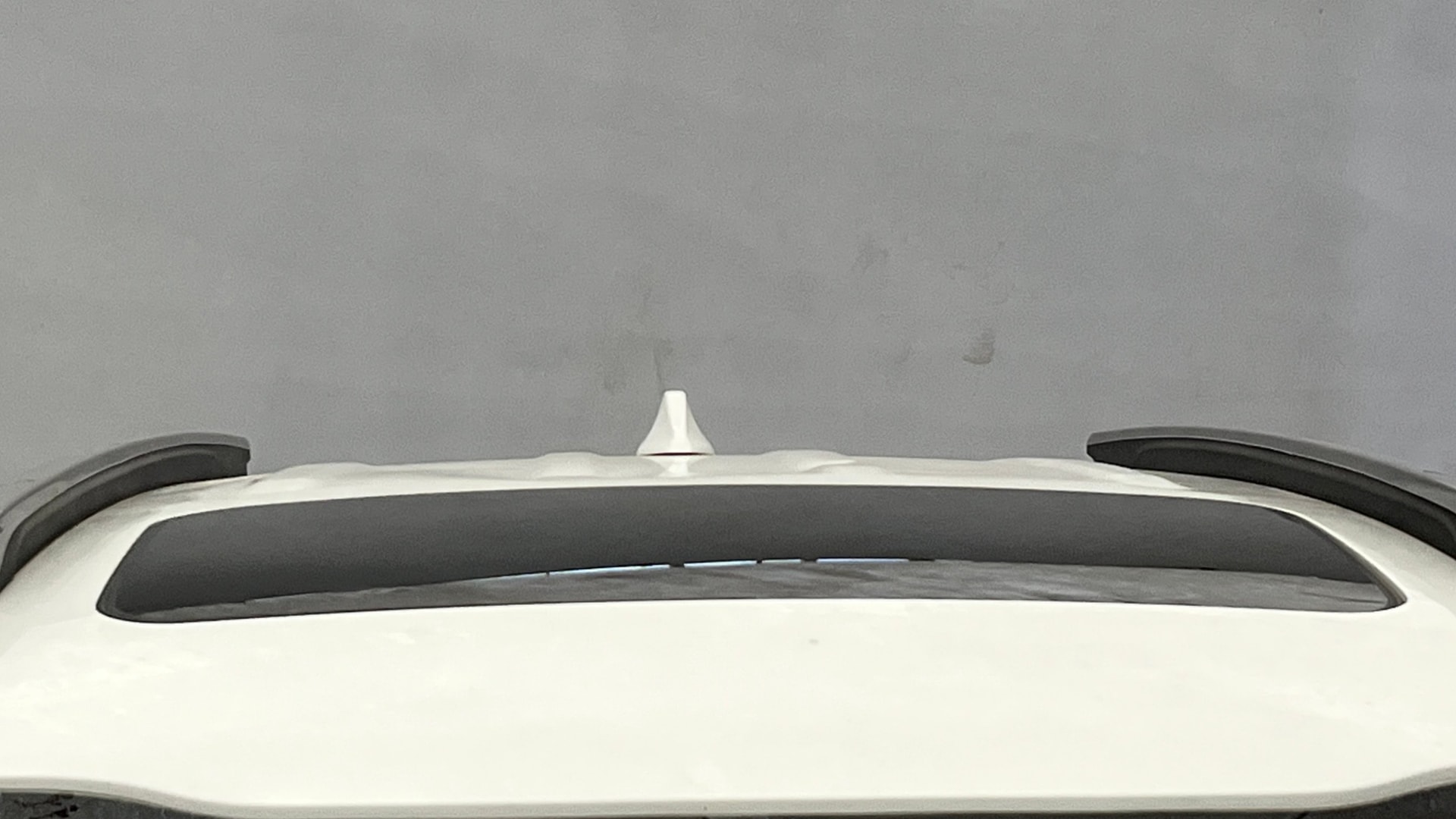 View 2023 Kia Sonet HTK Plus iMT Petrol Image 33 Used 2023 Kia Sonet HTK Plus iMT Petrol Image 33