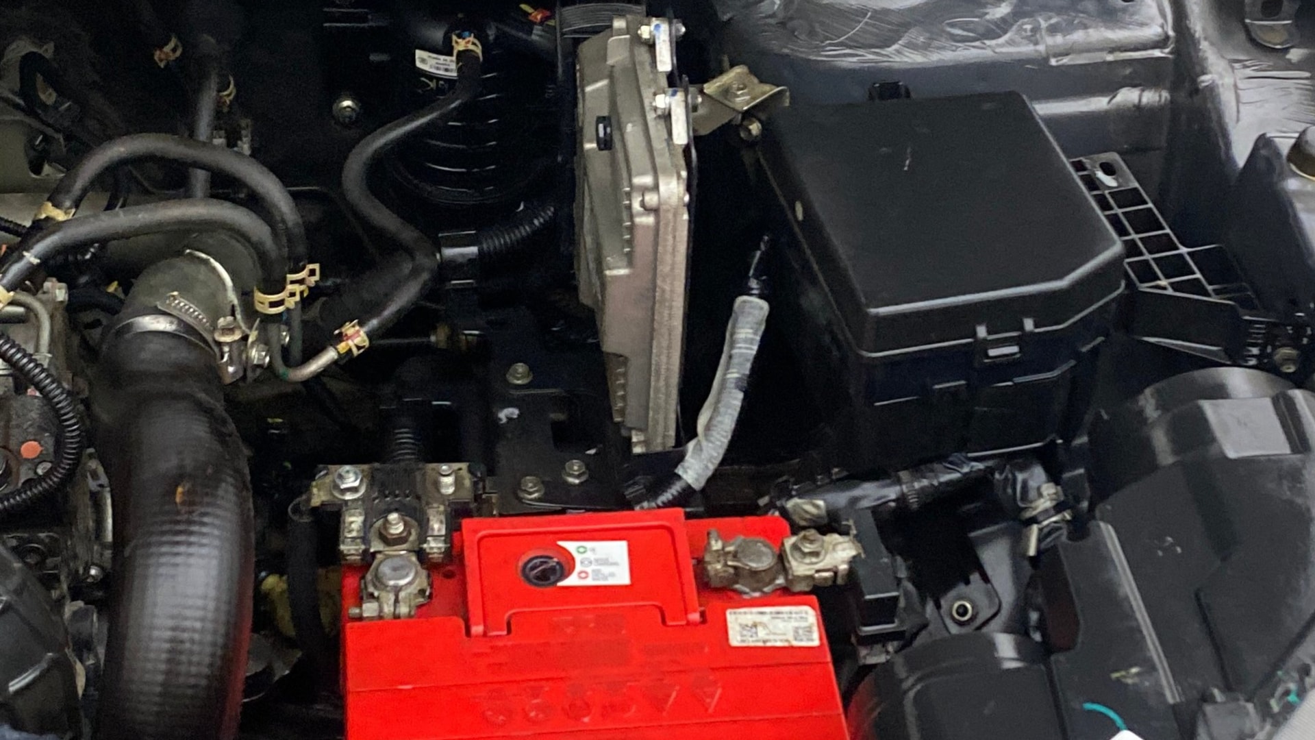 View 2019 Maruti Suzuki 1000 Base Variant Image 13 Used 2019 Maruti Suzuki 1000 Base Variant Image 13