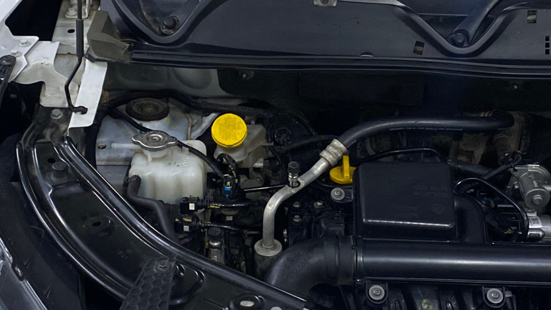 View 2021 Nissan Magnite XL Image 3 Used 2021 Nissan Magnite XL Image 3