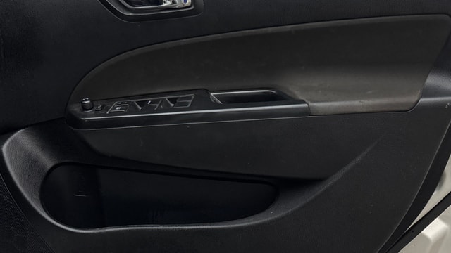 View Maruti Suzuki 1000 Image 32 Used Maruti Suzuki 1000 Image 32