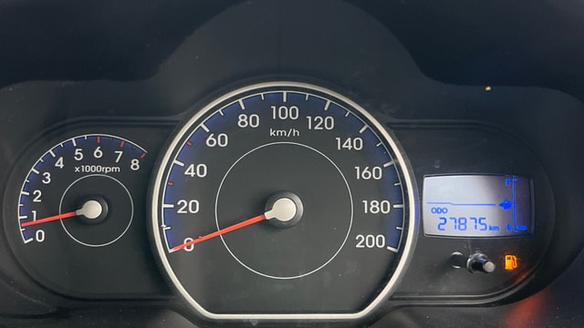 View Hyundai i10 Image 33 Used Hyundai i10 Image 33