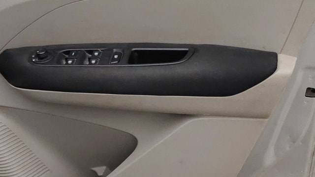 View Renault Triber Image 39 Used Renault Triber Image 39