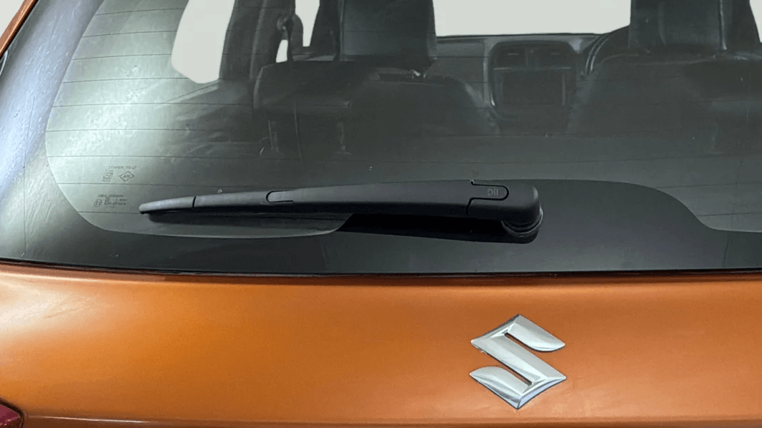 View 2022 Maruti Suzuki 1000 Base Variant Image 44 Used 2022 Maruti Suzuki 1000 Base Variant Image 44