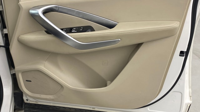 View MG Hector Image 35 Used MG Hector Image 35
