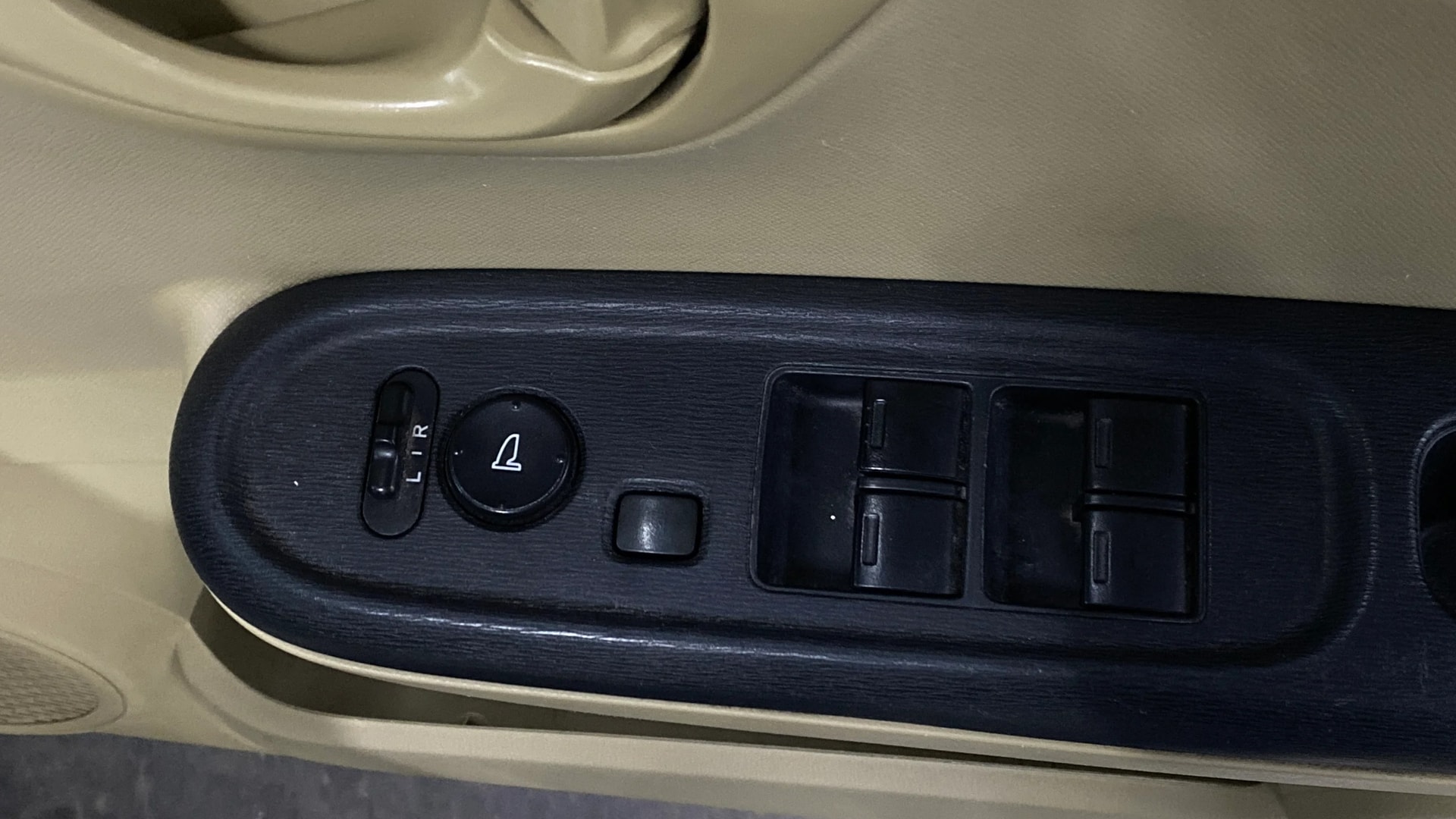 View 2015 Honda Brio S MT Petrol Image 33 Used 2015 Honda Brio S MT Petrol Image 33