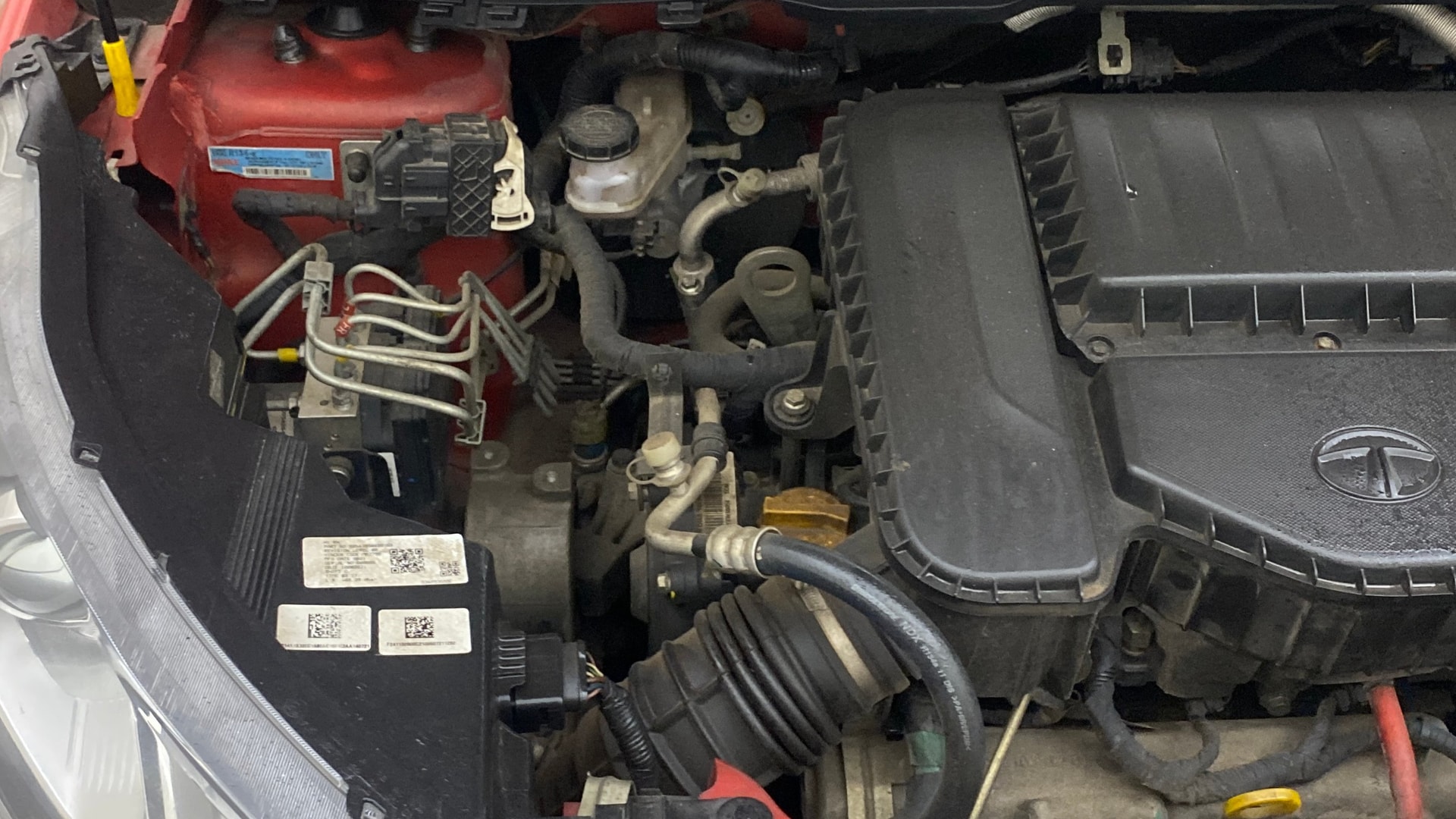 View 2021 Tata Nexon XZA Plus Diesel Image 4 Used 2021 Tata Nexon XZA Plus Diesel Image 4