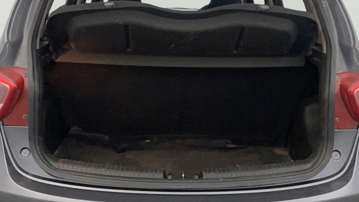 View 2015 Hyundai Grand i10 Sportz 1.2 Kappa Image 10 Used 2015 Hyundai Grand i10 Sportz 1.2 Kappa Image 10