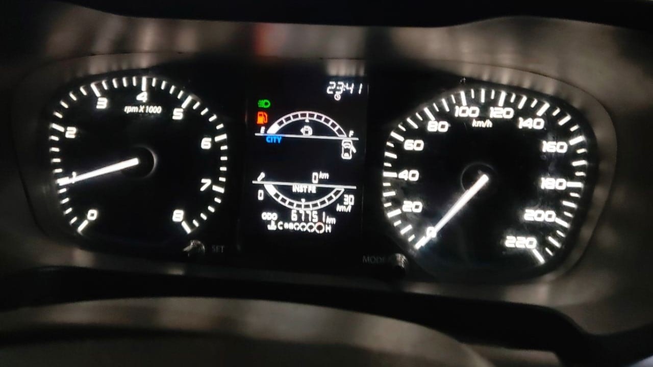 View 2022 Tata Altroz XZ Petrol Image 36 Used 2022 Tata Altroz XZ Petrol Image 36