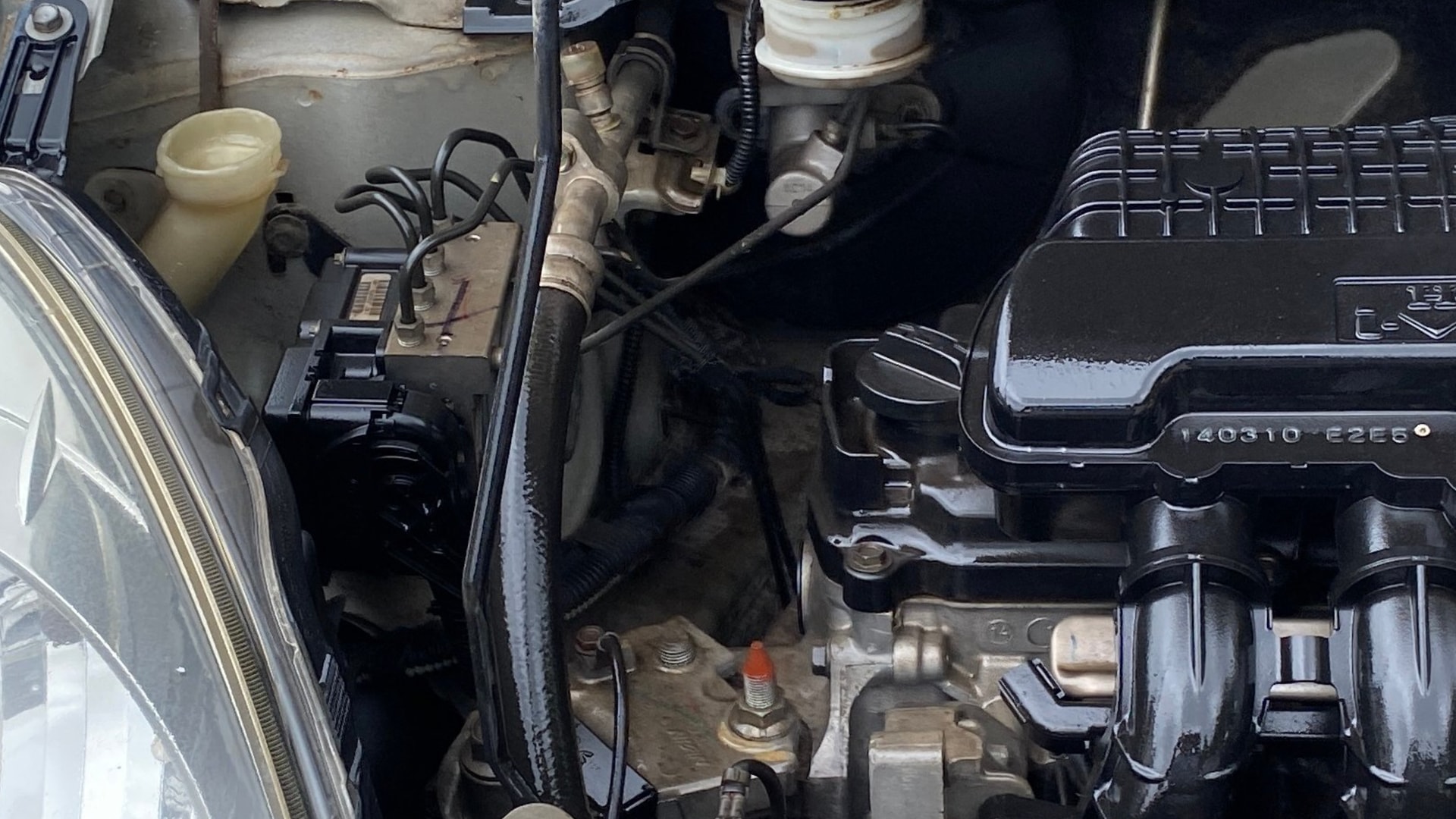 View 2014 Honda Brio VX AT Petrol Image 3 Used 2014 Honda Brio VX AT Petrol Image 3