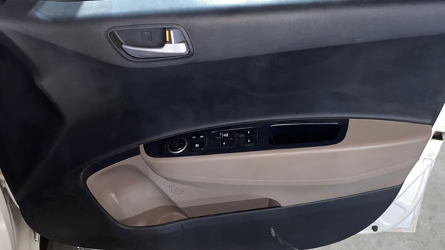 View Hyundai Xcent Image 33 Used Hyundai Xcent Image 33