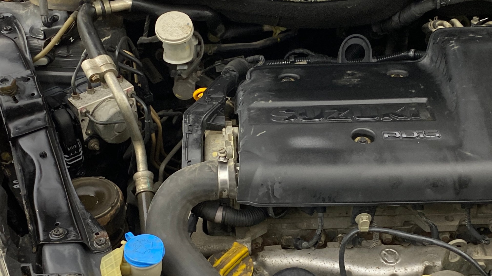 View 2016 Maruti Suzuki 1000 Base Variant Image 3 Used 2016 Maruti Suzuki 1000 Base Variant Image 3
