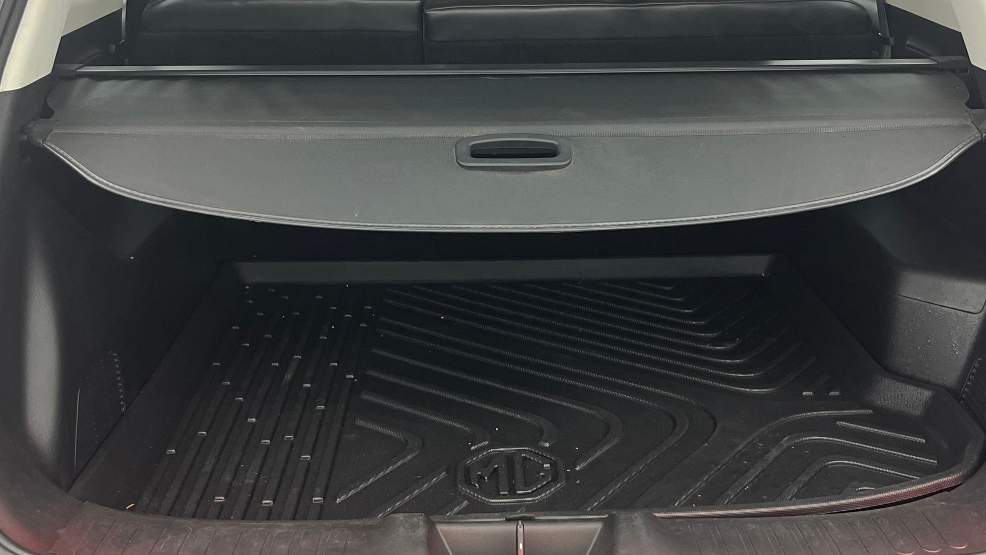 View 2022 MG Hector Sharp Diesel Image 7 Used 2022 MG Hector Sharp Diesel Image 7