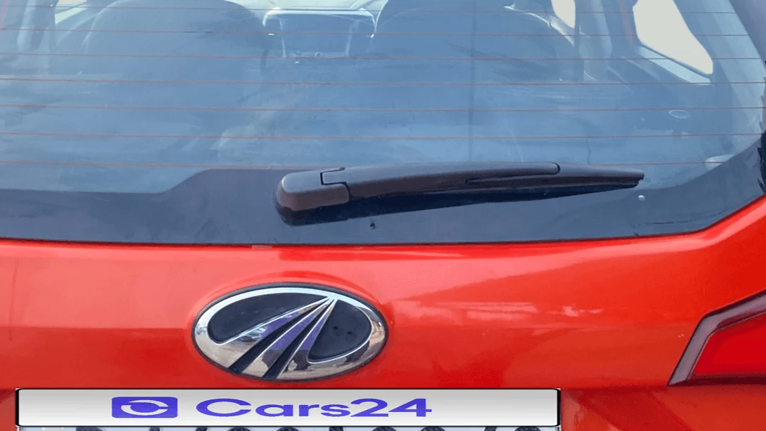 View 2019 Mahindra XUV300 W4 Petrol BS IV Image 44 Used 2019 Mahindra XUV300 W4 Petrol BS IV Image 44