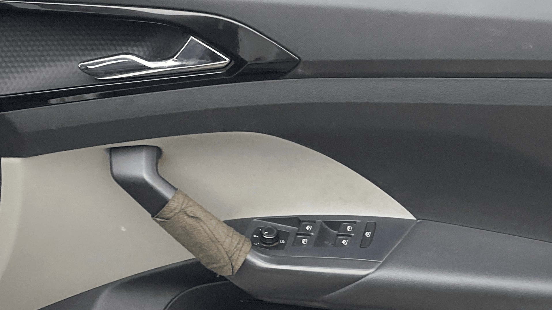 View 2023 Skoda Kushaq Style 1.5 TSI MT Image 34 Used 2023 Skoda Kushaq Style 1.5 TSI MT Image 34